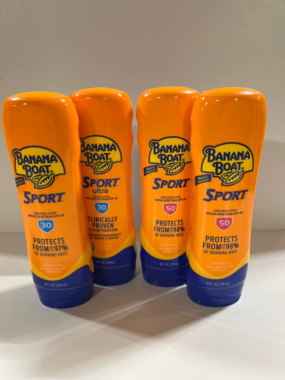 New! LOT OF 4 Banana Boat Ultra Sport Sunscreen Lotion SPF 30 and SPF 50